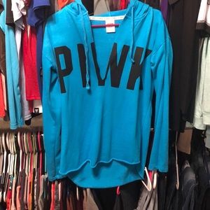 VS PINK Pop-Over